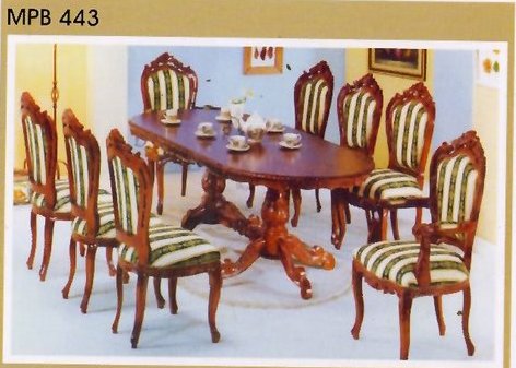 Meja Makan Jati Kaki 3