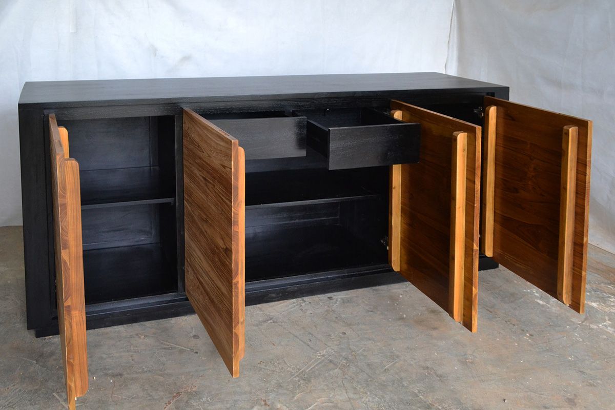 Buffet Jati minimalis pintu rustik