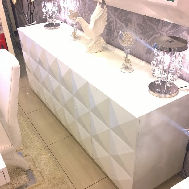 Buffet Kayu Model Cubic