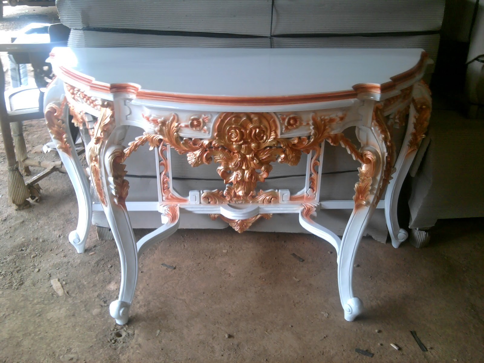 Meja Dinding Anggur