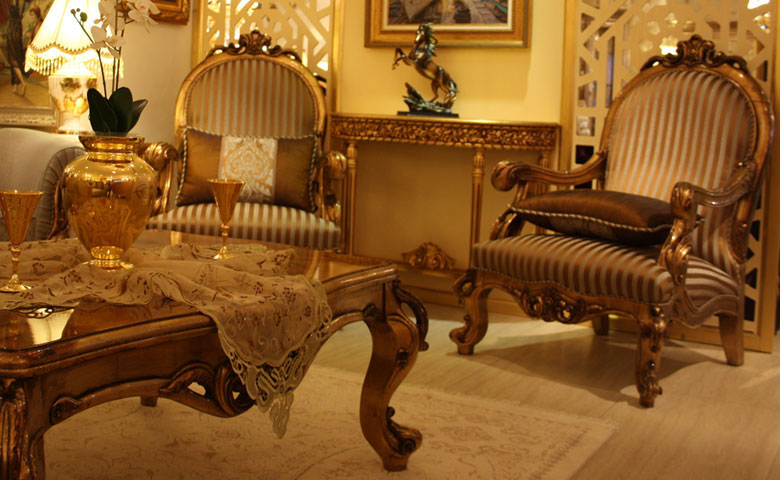 Classic Sofa Set