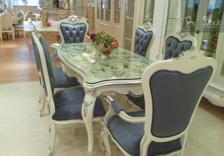 Dining Room White Gold Carving 