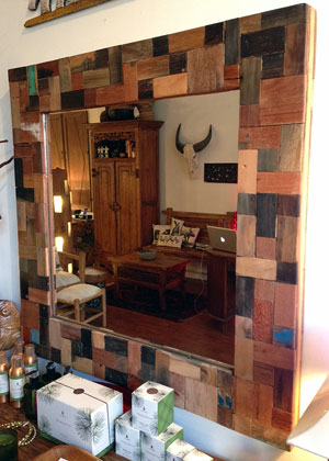 boat-wood-mirror