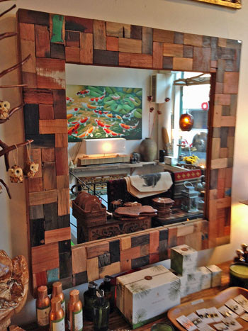 boat-wood-mirror