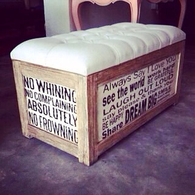 Script Stool